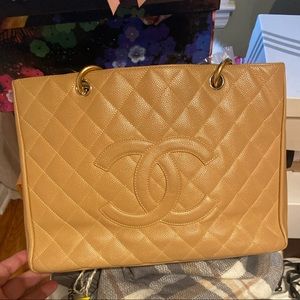 🚫SOLD🚫 CAMEL CHANEL GST EXCELLENT CONDITION!